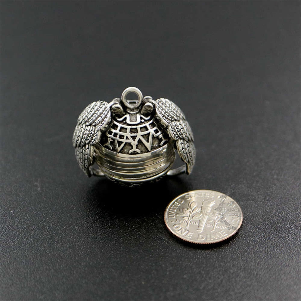 Expanding Photo Locket Necklace Pendant Angel Wings Gift Jewelry Decoration