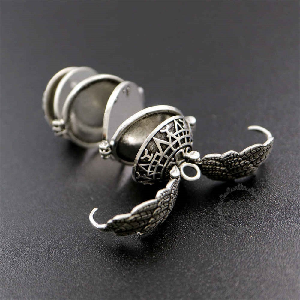 Expanding Photo Locket Necklace Pendant Angel Wings Gift Jewelry Decoration